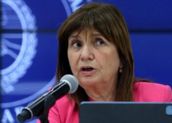 Anuncios de Bullrich: no se permitirán los cortes de calles en protestas