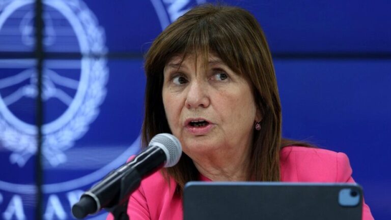 Anuncios de Bullrich: no se permitirán los cortes de calles en protestas