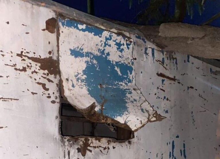 Robo en carro de comidas