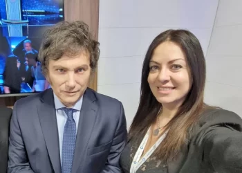 VIDEO. Milei cerró el Ministerio de la Mujer y sumó personal femenino en el Regimiento de Granaderos