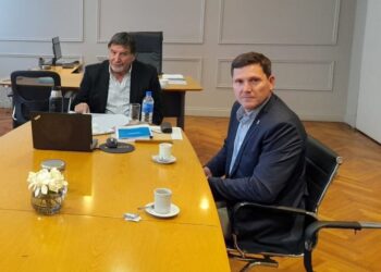 Bouvier se entrevistó con autoridades educativas de la Provincia