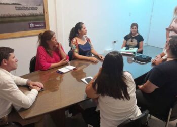 Salud mental: Bouvier se reunió con el grupo Corazones Azules