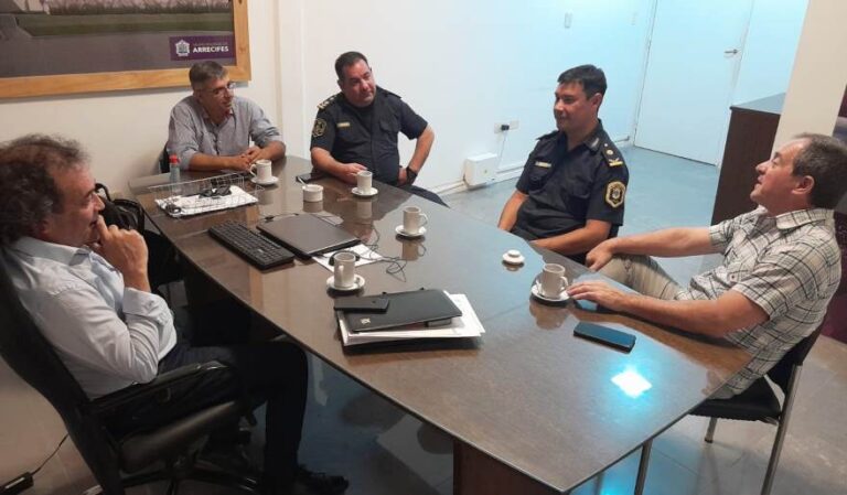 El Superintendente de Policía se reunió con autoridades de Arrecifes