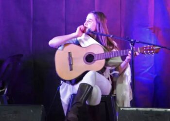 Rochi Bava se presenta en otro viernes de Peña en la Terraza del Balneario