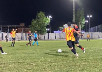 Copa de Clubes: triunfazo de Villa, que ya es puntero