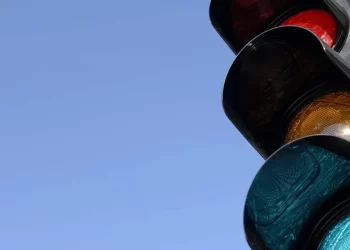 Atención: semáforos fuera de servicio