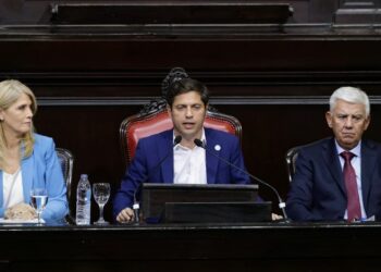 VIDEO. Kicillof rechazó el llamado de Milei a un pacto: “Arranquen nomás si no llegamos”