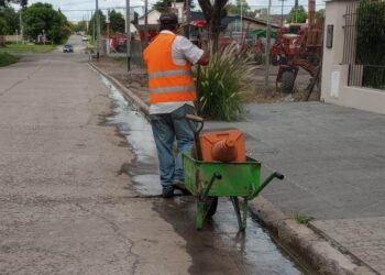 La Municipalidad sigue trabajando en barrios y caminos rurales