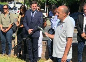 Día de la Memoria en Arrecifes: se repusieron placas de víctimas de la Dictadura