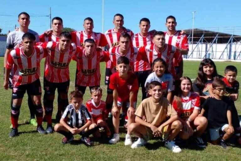 Copa de Clubes: empataron Villa y Sportsman
