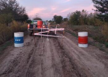 Camino cortado en Paraje San Francisco