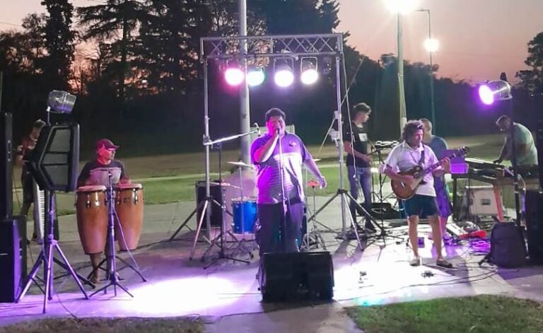 Se realizó el festival solidario a beneficio de los inundados