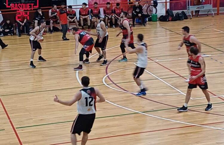 SPORTIVO ROJAS LE GANÓ EN COLÓN A CÍRCULO Y ES UNO DE LOS LÍDERES (FOTO BÁSQUET 24)