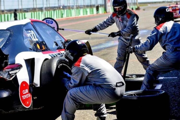 CREATOR: gd-jpeg v1.0 (using IJG JPEG v62), quality = 72