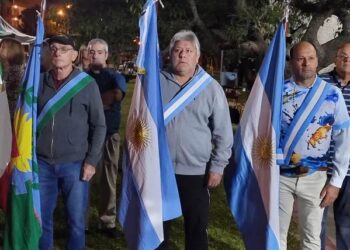 Emotiva vigilia en Arrecifes en homenaje a los héroes de Malvinas