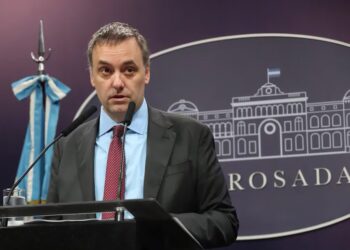 VIDEO. El Gobierno busca penar el “adoctrinamiento” en escuelas