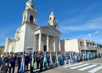 Brillante acto del Día de la Patria en Arrecifes