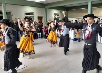 Brillante acto del Día de la Patria en Arrecifes
