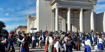 Brillante acto del Día de la Patria en Arrecifes