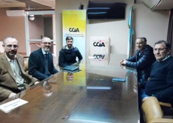 La Cámara de Comercio firmó un convenio con el Banco Credicoop