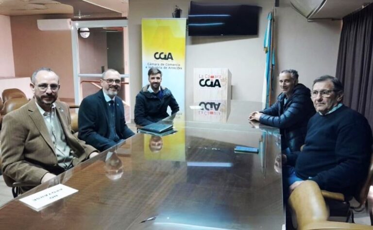 La Cámara de Comercio firmó un convenio con el Banco Credicoop