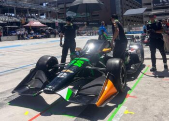 Gran arranque de Canapino en Detroit