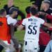 VIDEO. Newell’s-Riestra terminó a las piñas y con un récord