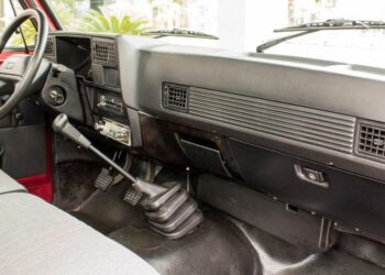 Robó una camioneta, lo persiguieron y lo agarraron