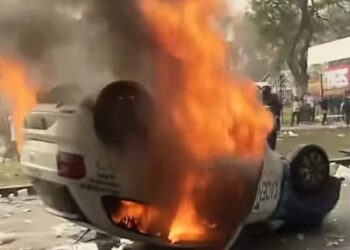 EN VIVO: Serios incidentes en el Congreso para impedir la aprobación de la Ley Bases