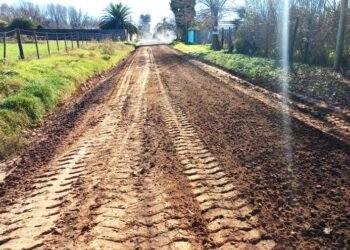 Siguen los arreglos de calles de tierra