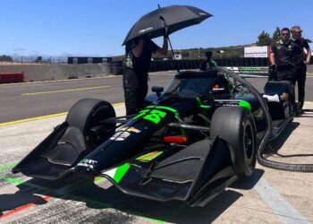IndyCar: buen regreso de Canapino en Laguna Seca