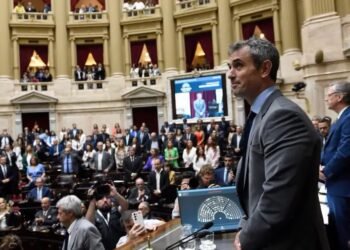 Sin ningún reparo: diputados se aumentaron el sueldo un 80%