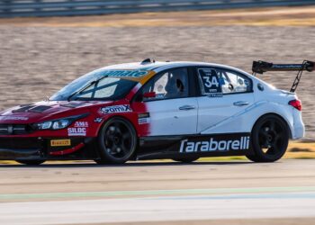 Josito abandonó en la primera de TC2000 en San Juan