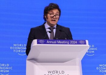 VIDEO. Milei recargado: “Les voy a vetar todo lo que rompa el equilibrio fiscal. Me importa tres carajos”