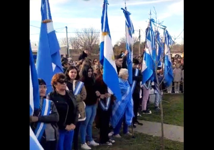 Así prometieron fidelidad a la Bandera los chicos de Arrecifes