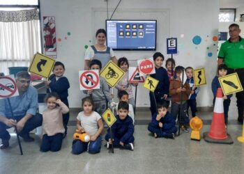 Charla sobre seguridad vial en el Jardín de La Cumbre