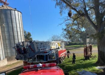 VIDEO. Incendio de un silo en la zona rural