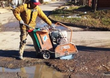 Siguen los bacheos en distintos sectores de la ciudad