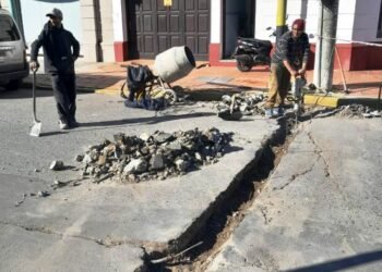 Siguen los trabajos de bacheo en Arrecifes