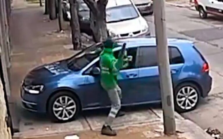 VIDEO. Barrendero héroe evita un robo