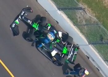 Choque de Agustín Canapino en Toronto