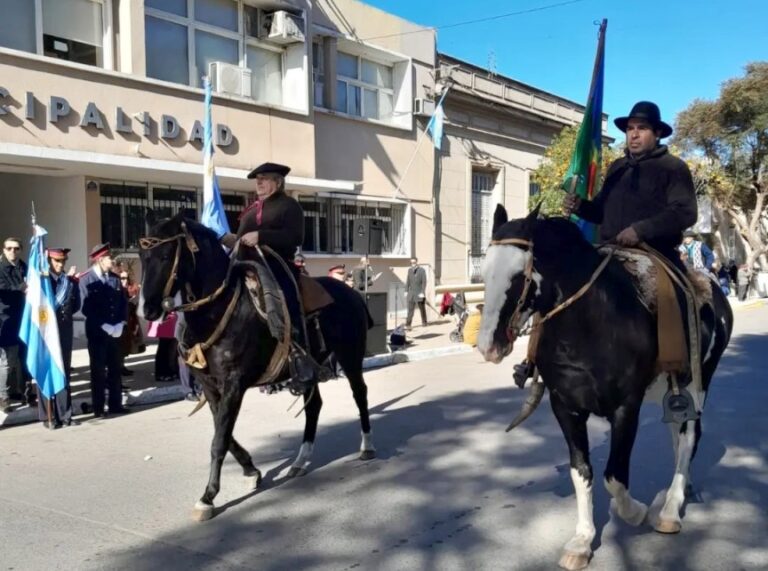 Imágenes del frío acto del Día de la Independencia
