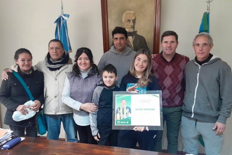 Reconocimiento a Luli de Primera