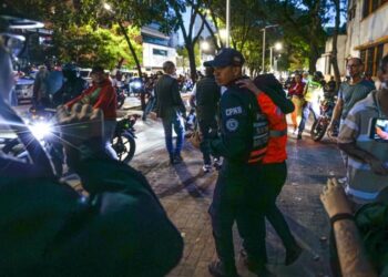 Incidentes en Venezuela en la espera de los resultados electorales