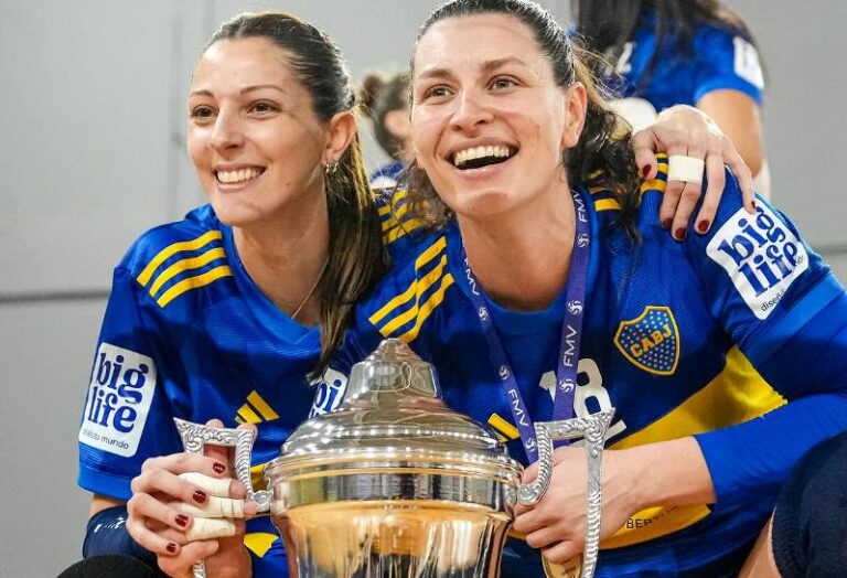 Otra copa para Vicky Zabala