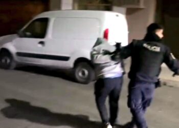 VIDEO. Policía de Arrecifes detiene a tres delincuentes cuando estaban por robar