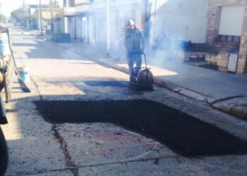 Sigue el bacheo en distintos sectores de la ciudad