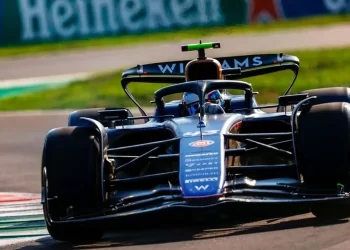 Colapinto sobresaliente en su primer día en F-1