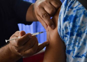 Vacunación contra la Fiebre Hemorrágica en el CIC de La Cumbre