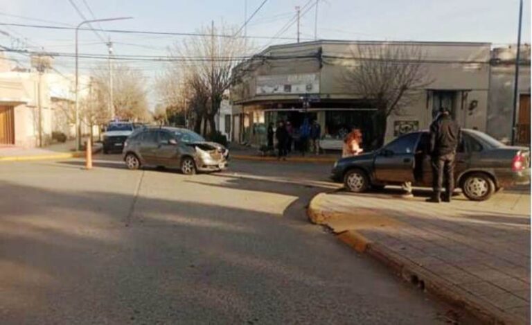 Fuerte choque en Plaza Brown